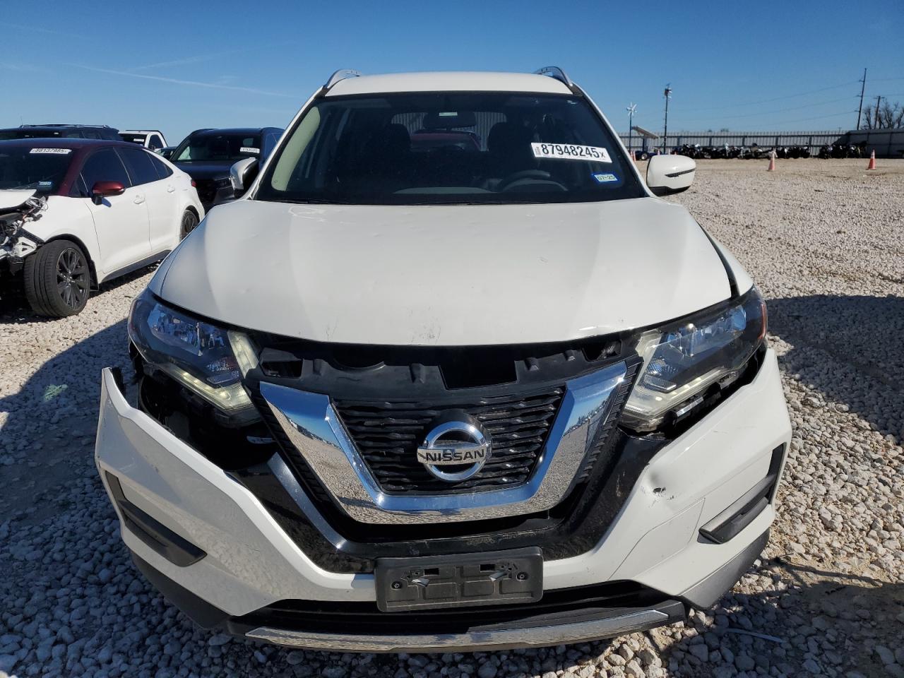2017 Nissan Rogue - Image 5