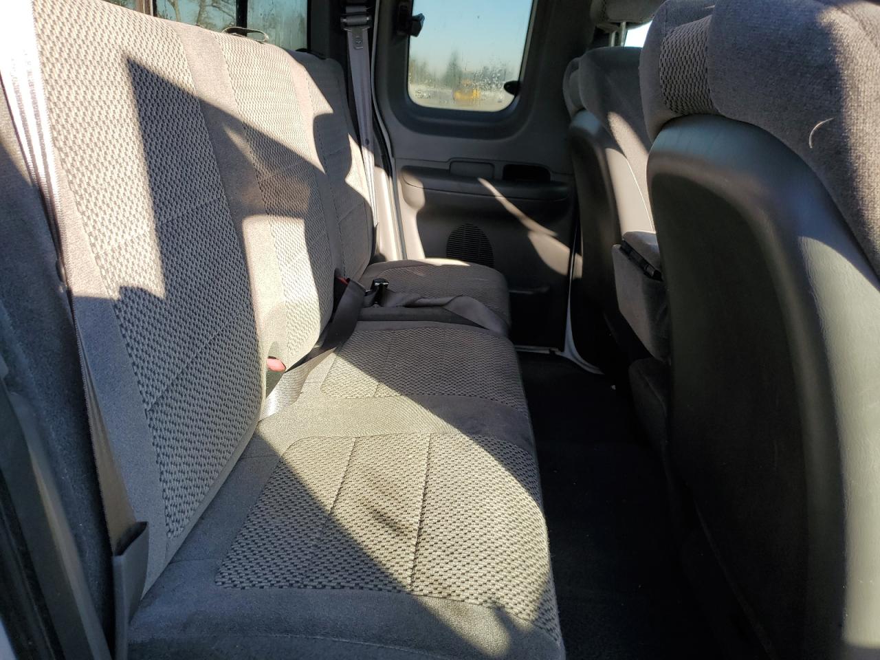 2002 Ford F-150 - Image 11