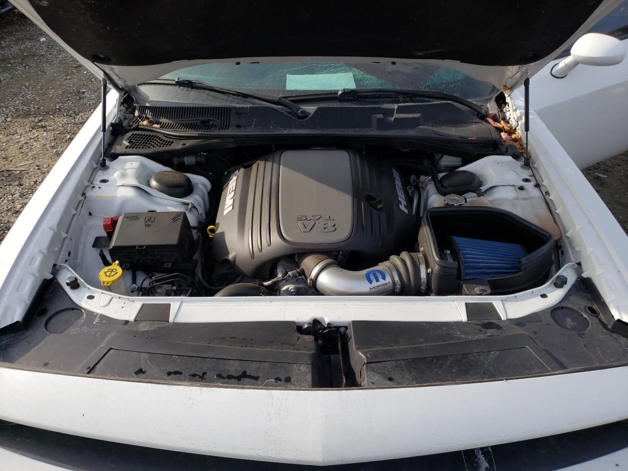 2017 Dodge Challenger - Image 13
