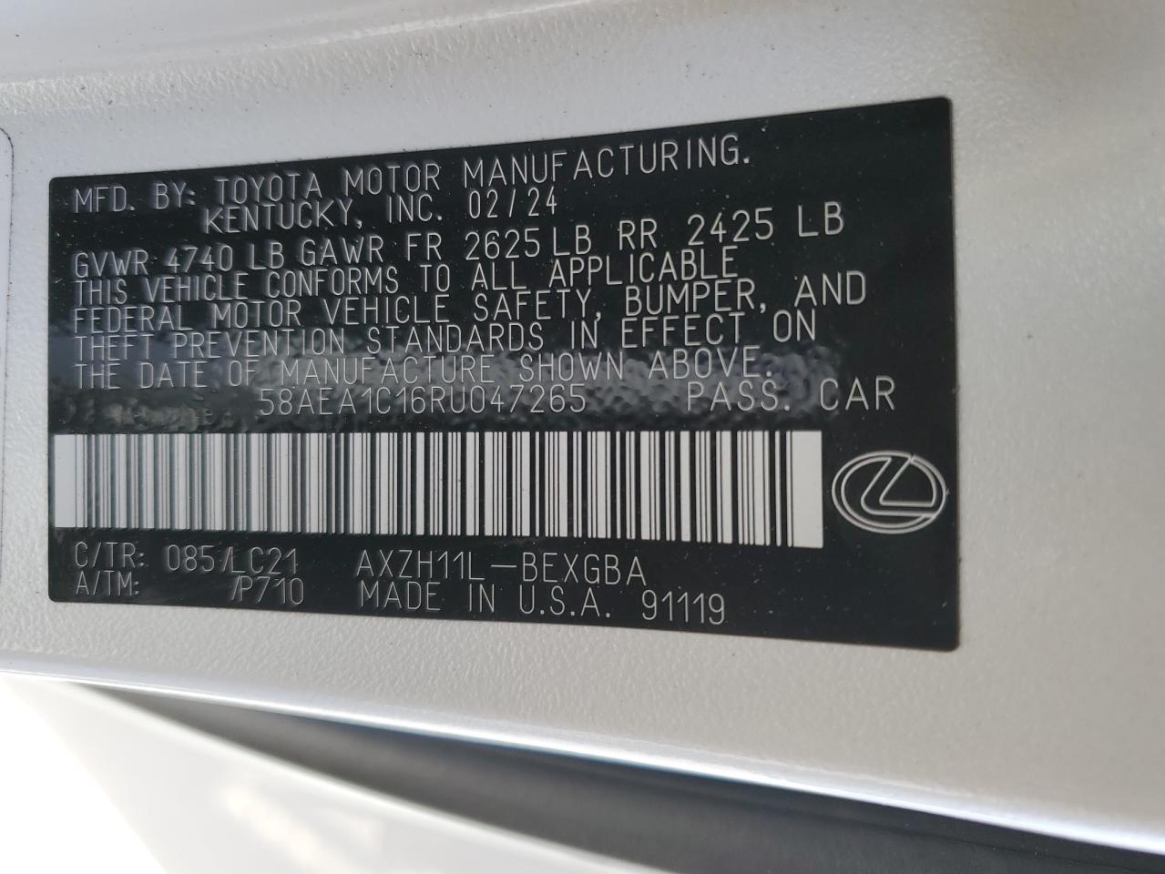 2024 Lexus ES - Image 13