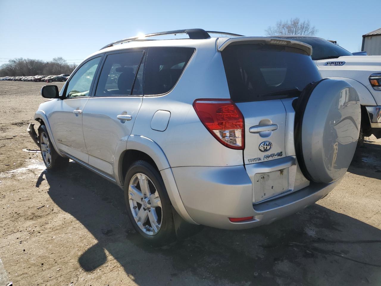 2006 Toyota RAV 4 - Image 2