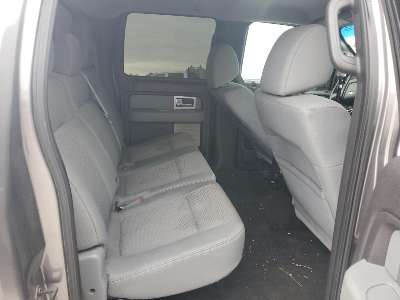 2011 Ford F-150 - Image 10
