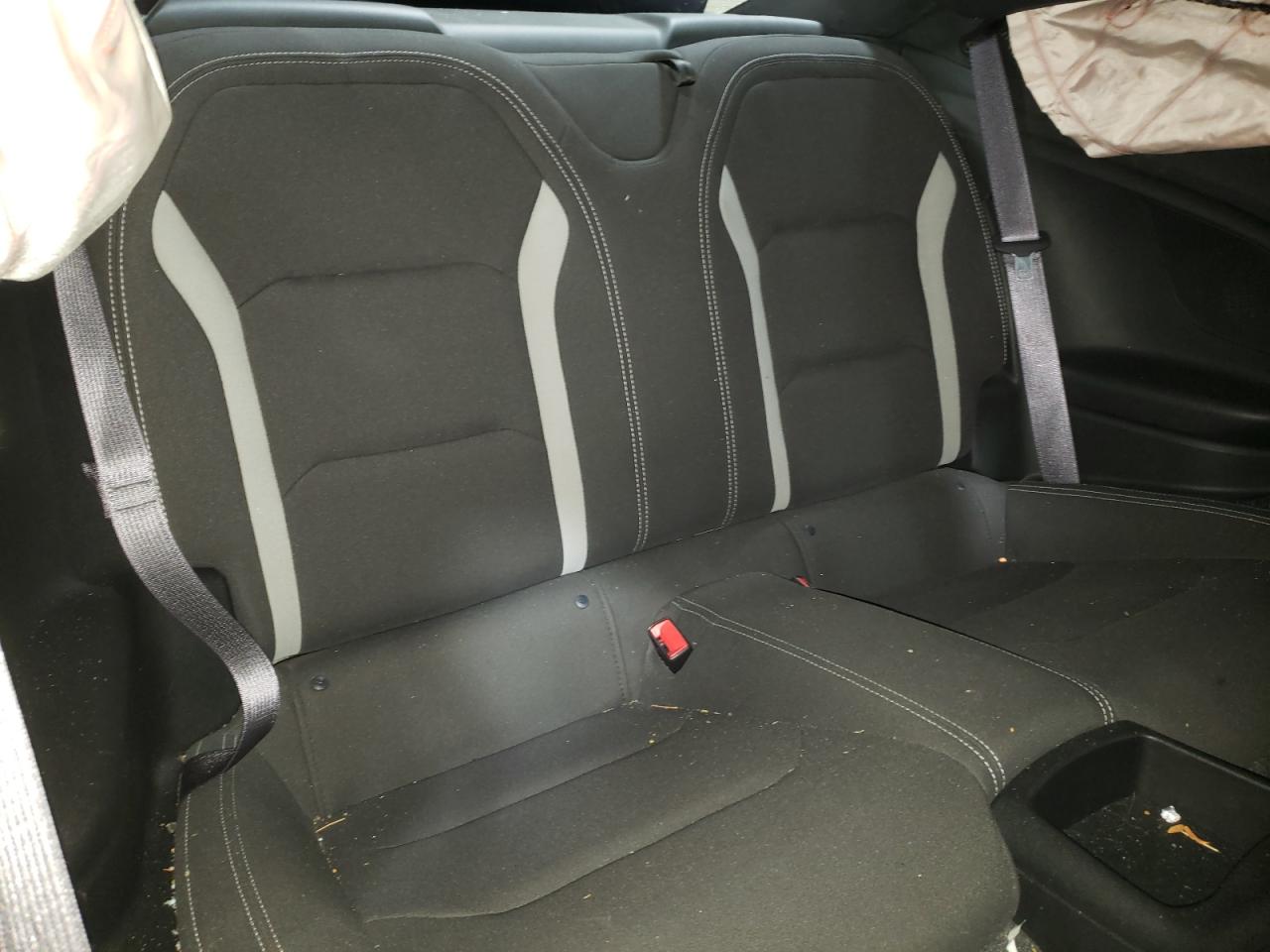 2017 Chevrolet Camaro - Image 10