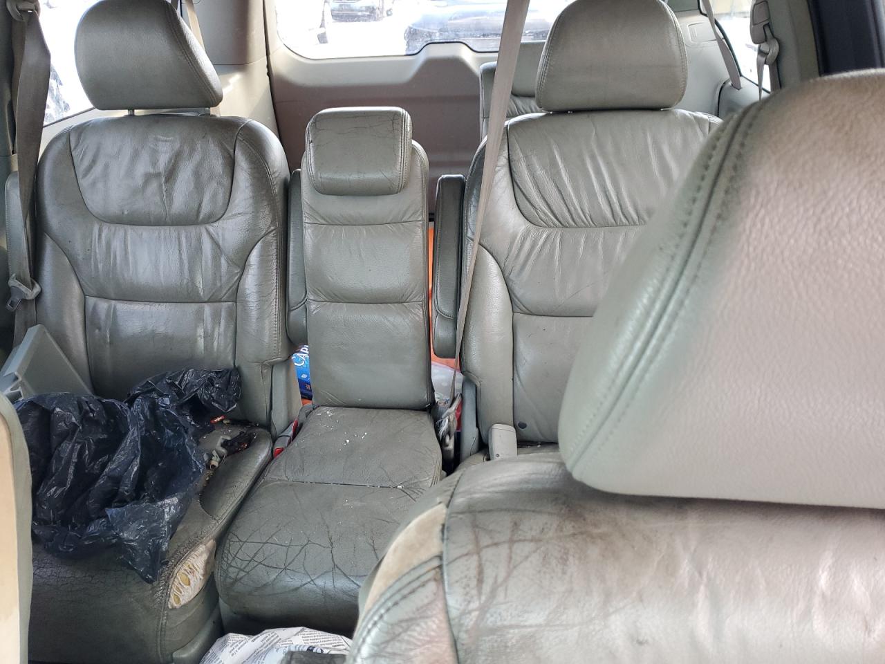 2006 Honda Odyssey - Image 10