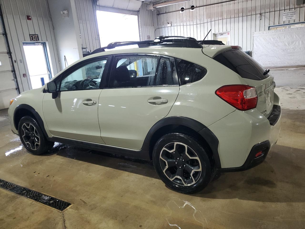 2013 Subaru XV - Image 2