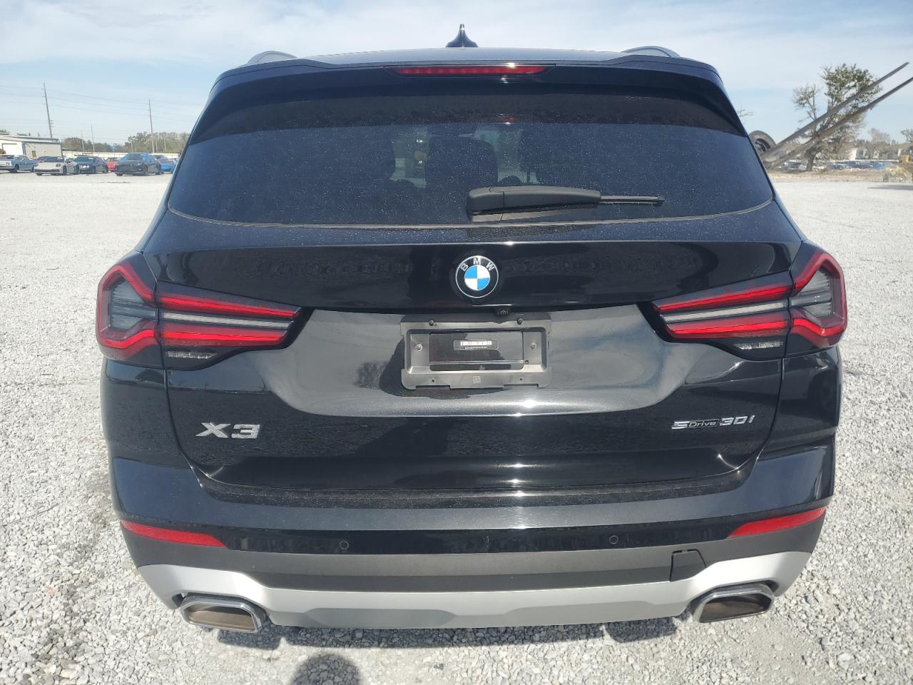2022 BMW X3 - Image 6