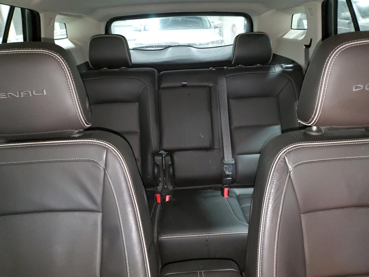 2018 GMC Terrain - Image 10