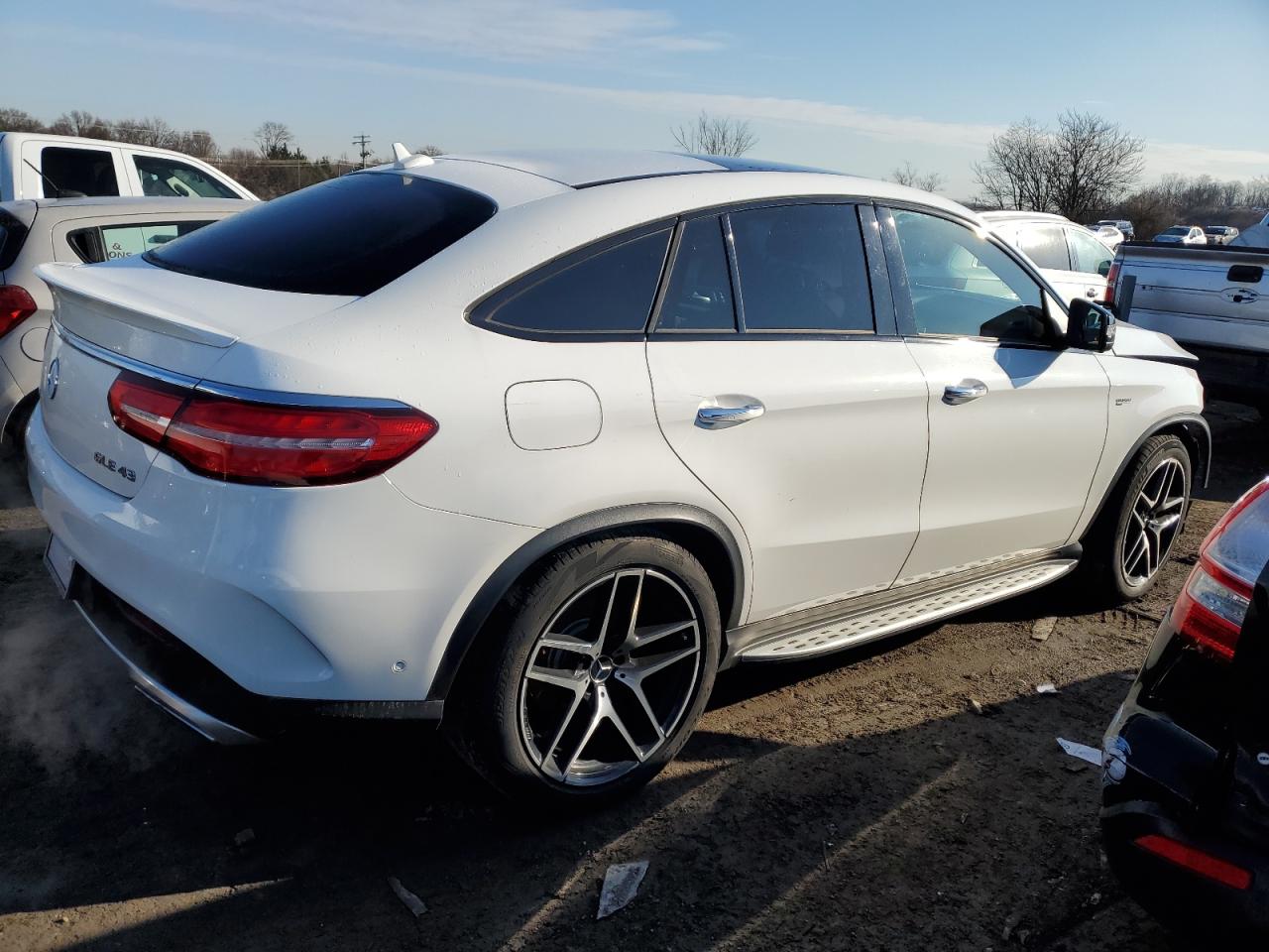 2017 Mercedes-Benz GLE - Image 3