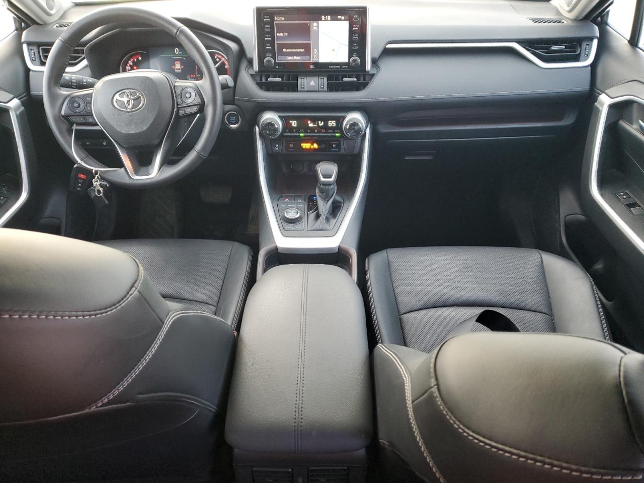 2021 Toyota RAV 4 - Image 8