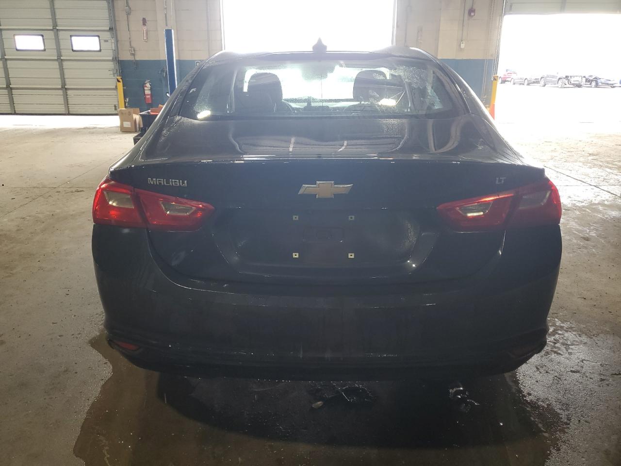 2023 Chevrolet Malibu - Image 6