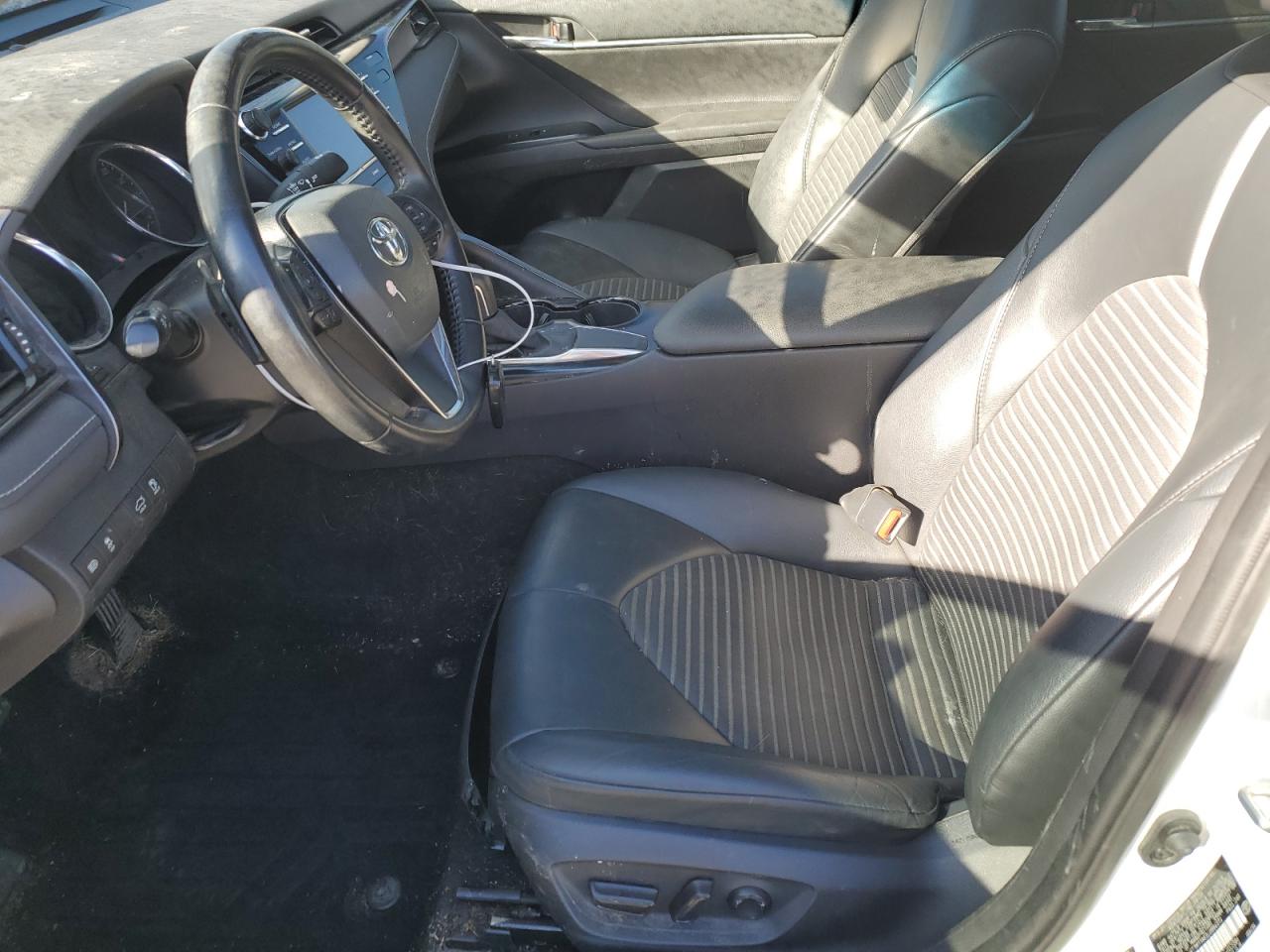 2020 Toyota Camry - Image 7