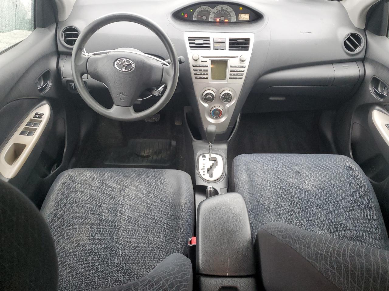2008 Toyota Yaris - Image 8