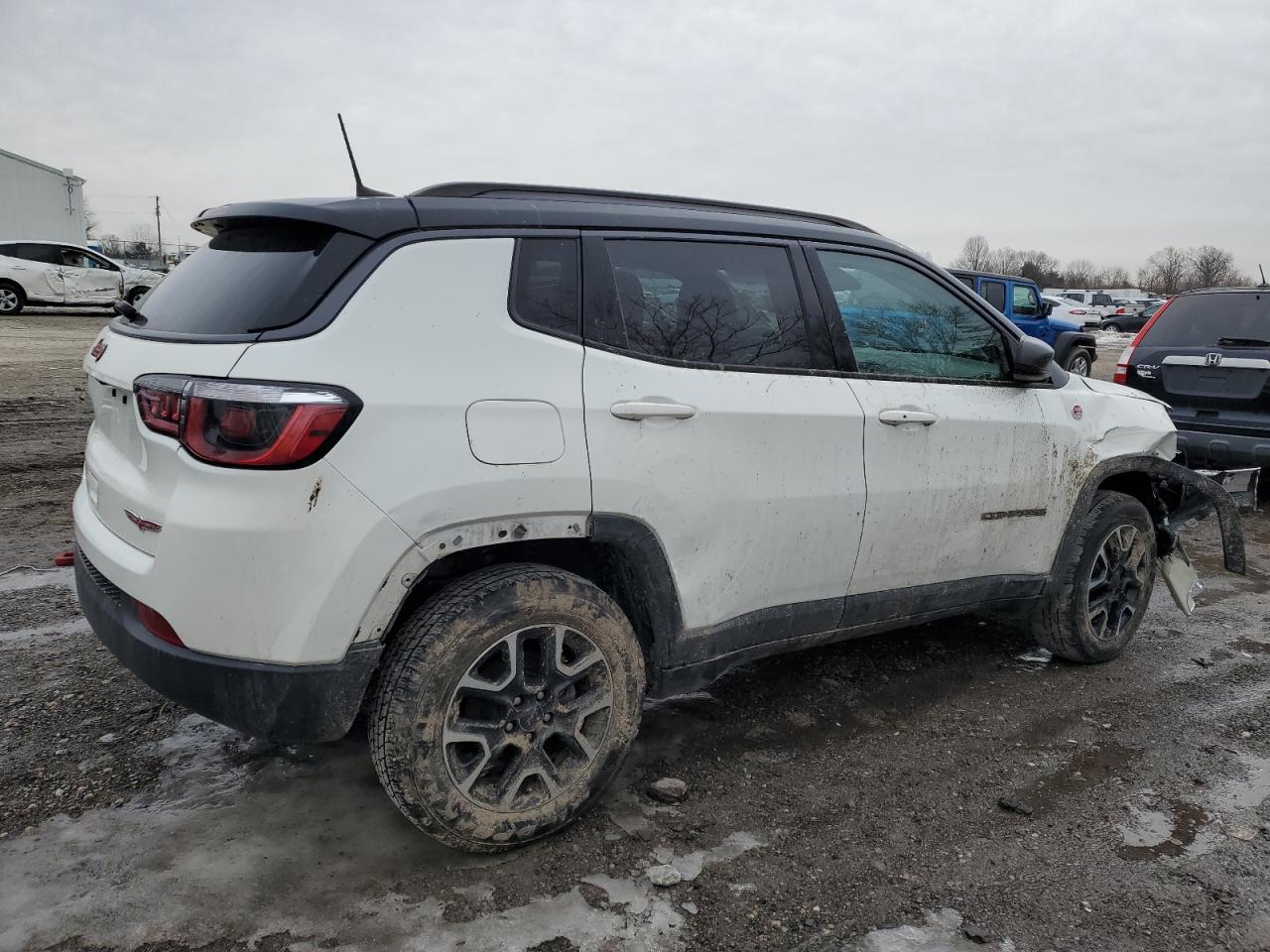 2020 Jeep Compass - Image 3