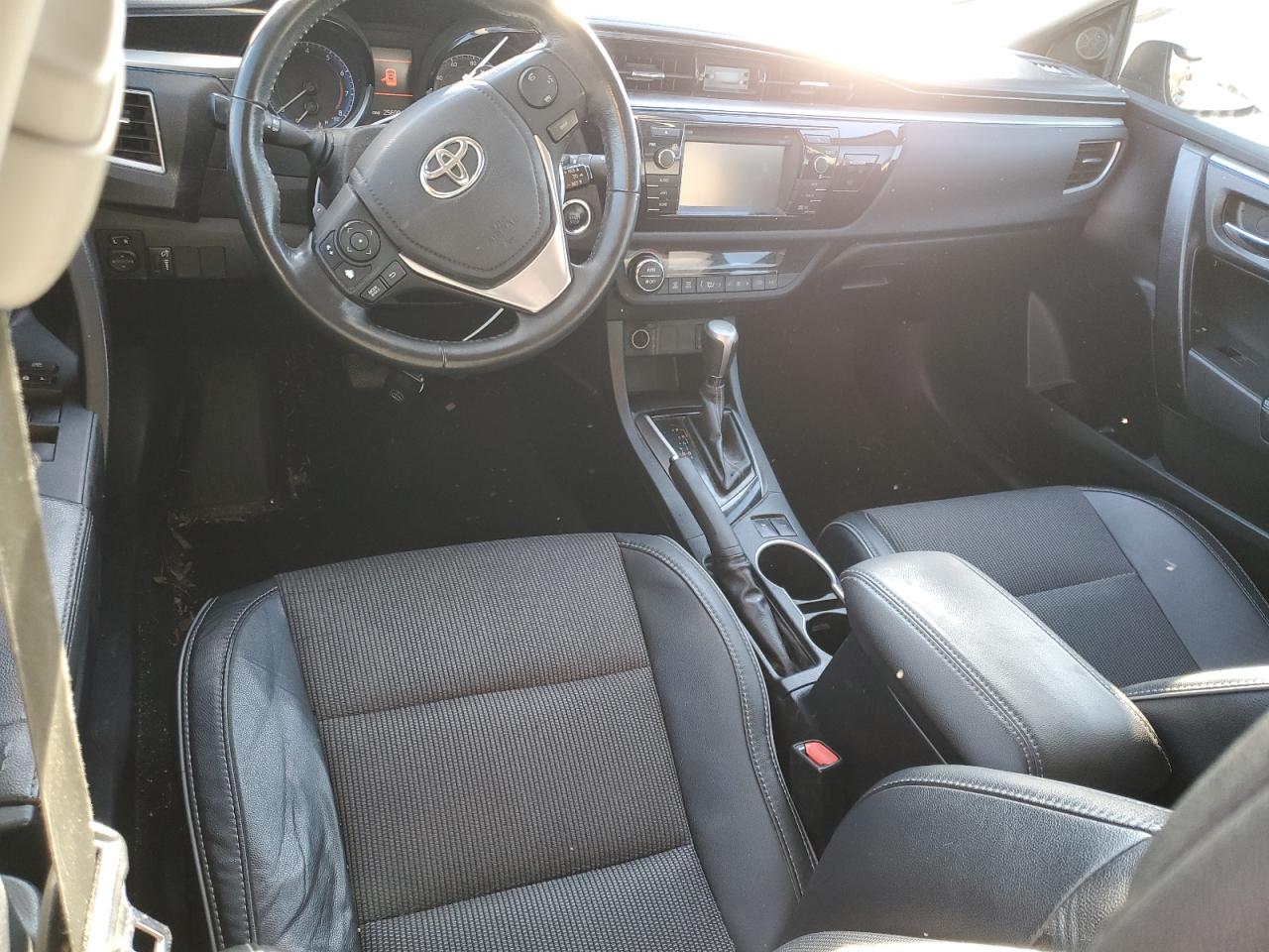 2015 Toyota Corolla - Image 8