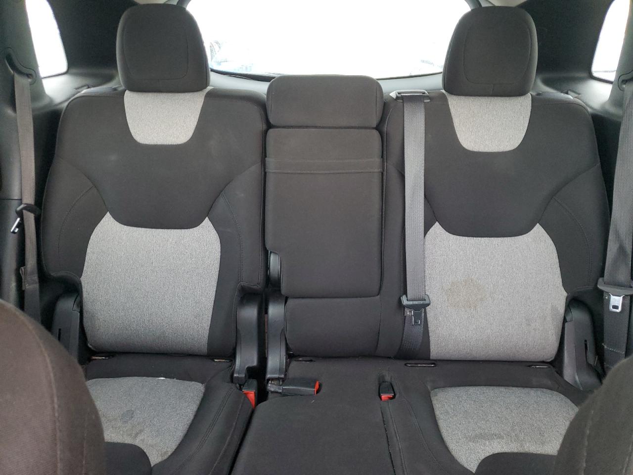 2014 Jeep Grand Cherokee - Image 10
