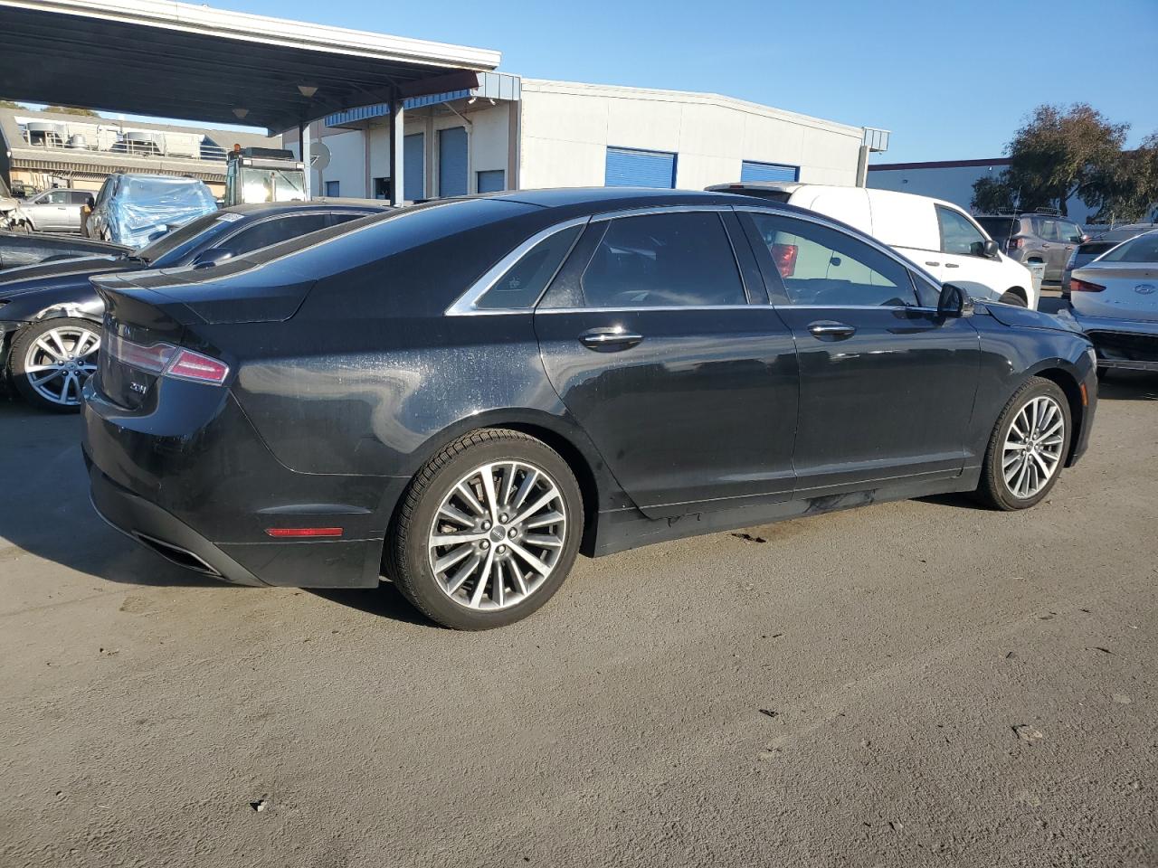 2017 Lincoln MKZ - Image 3