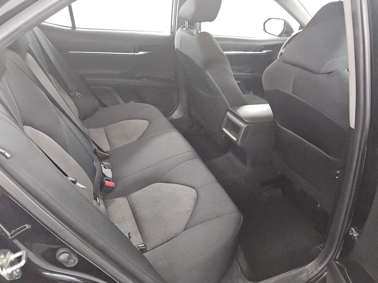2020 Toyota Camry - Image 10