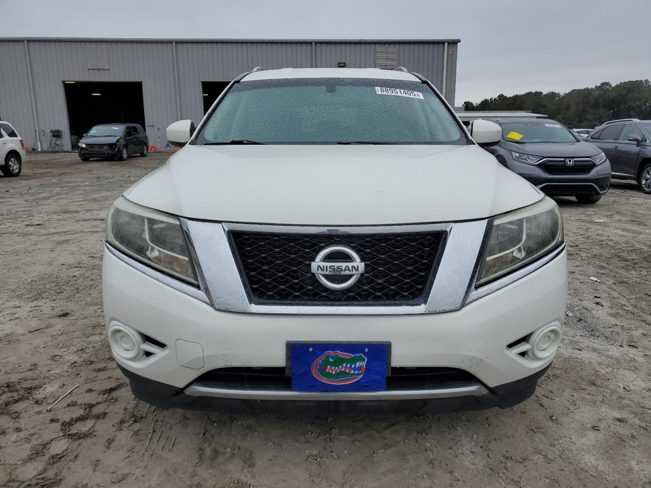 2014 Nissan Pathfinder - Image 5