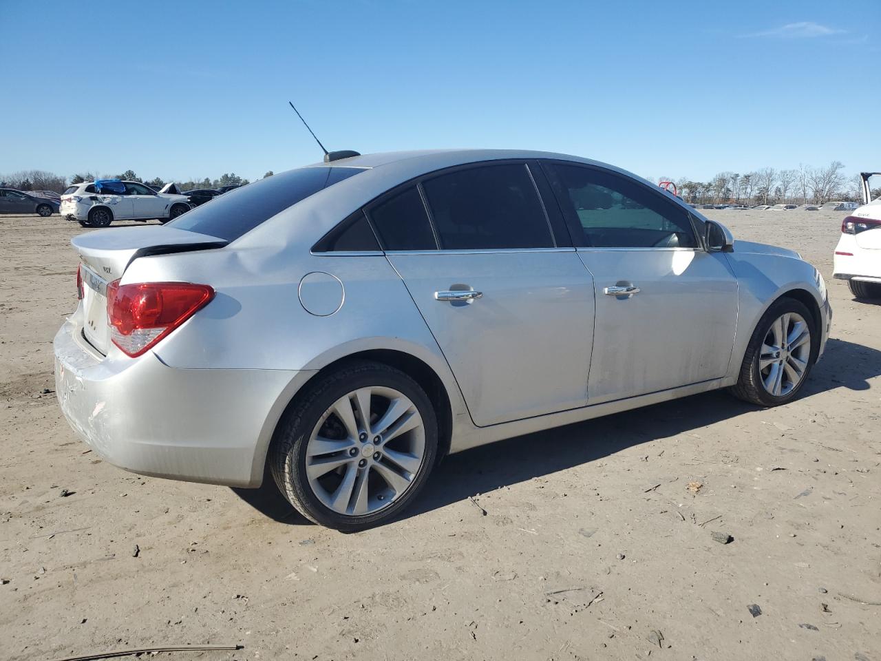 2015 Chevrolet Cruze - Image 3