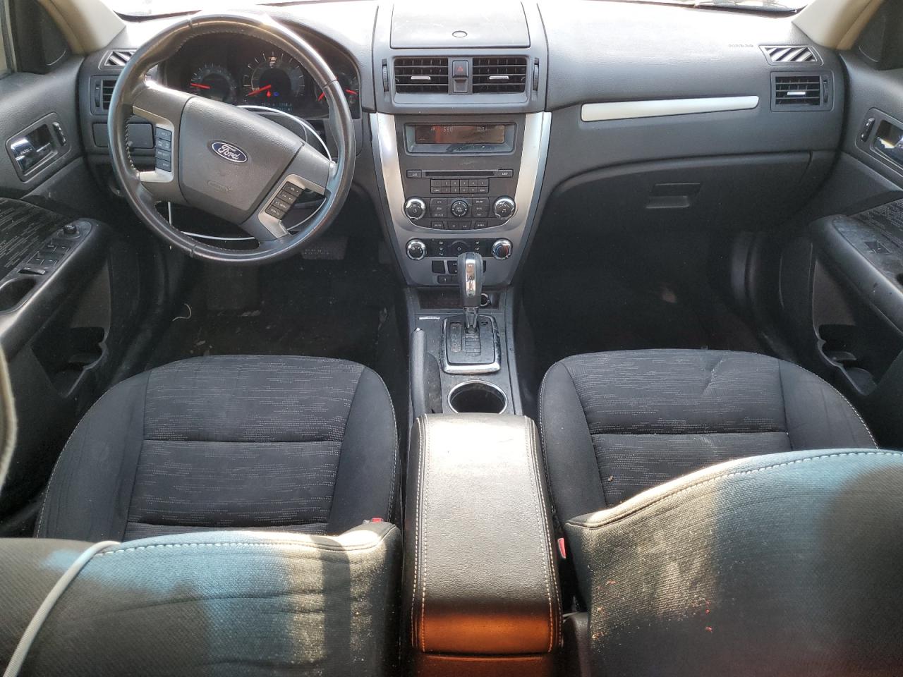 2010 Ford Fusion - Image 8