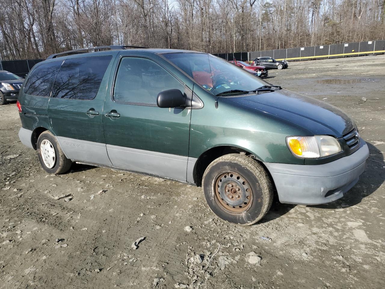 2003 Toyota Sienna - Image 4