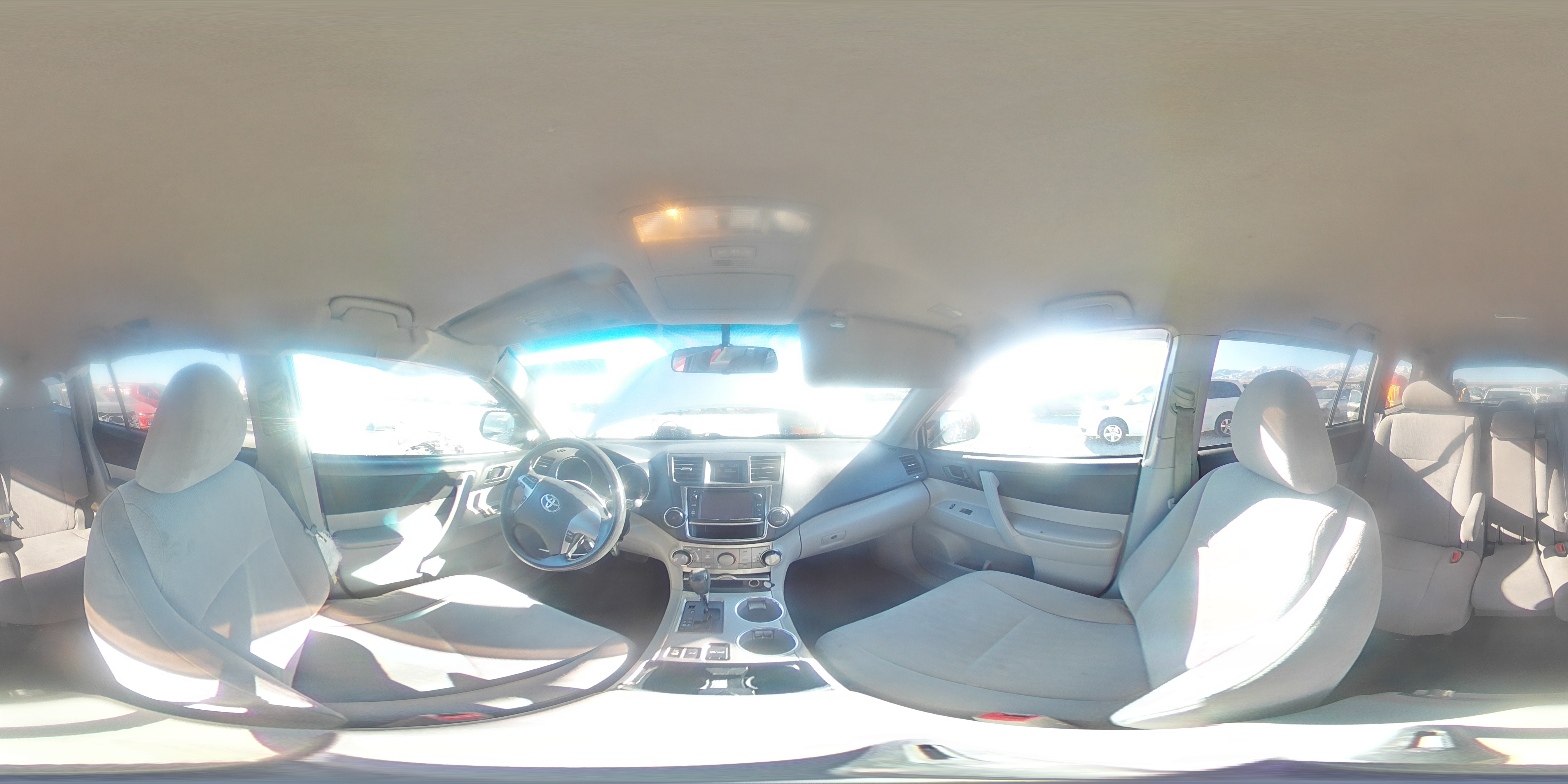 2013 Toyota Highlander - Image 14
