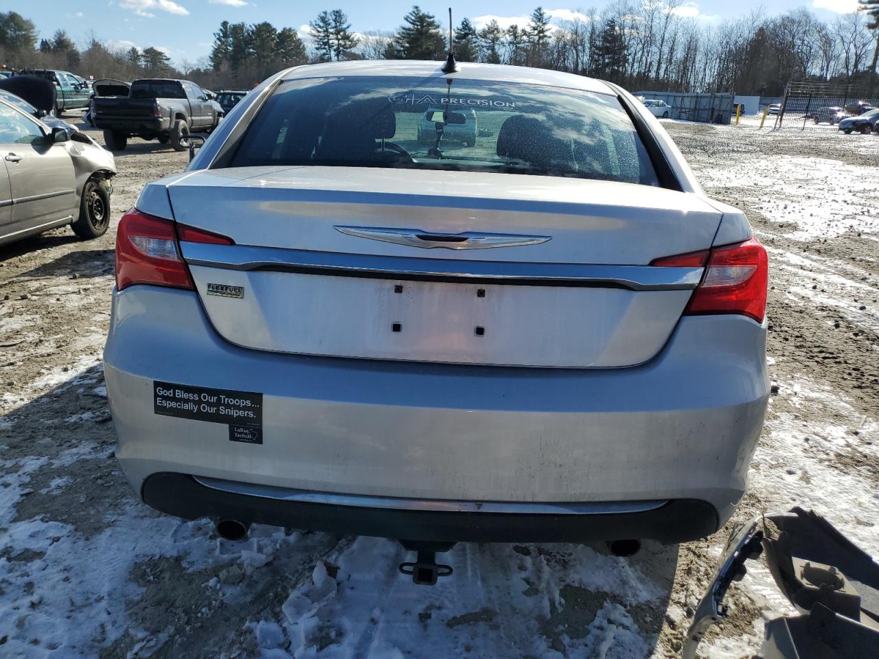 2011 Chrysler 200 - Image 6