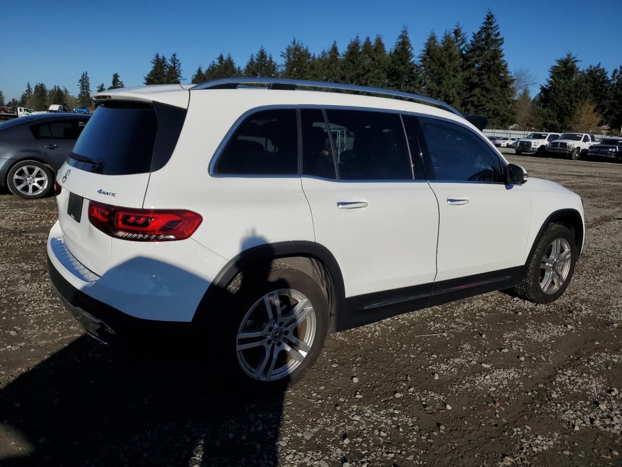 2020 Mercedes-Benz GLB - Image 3