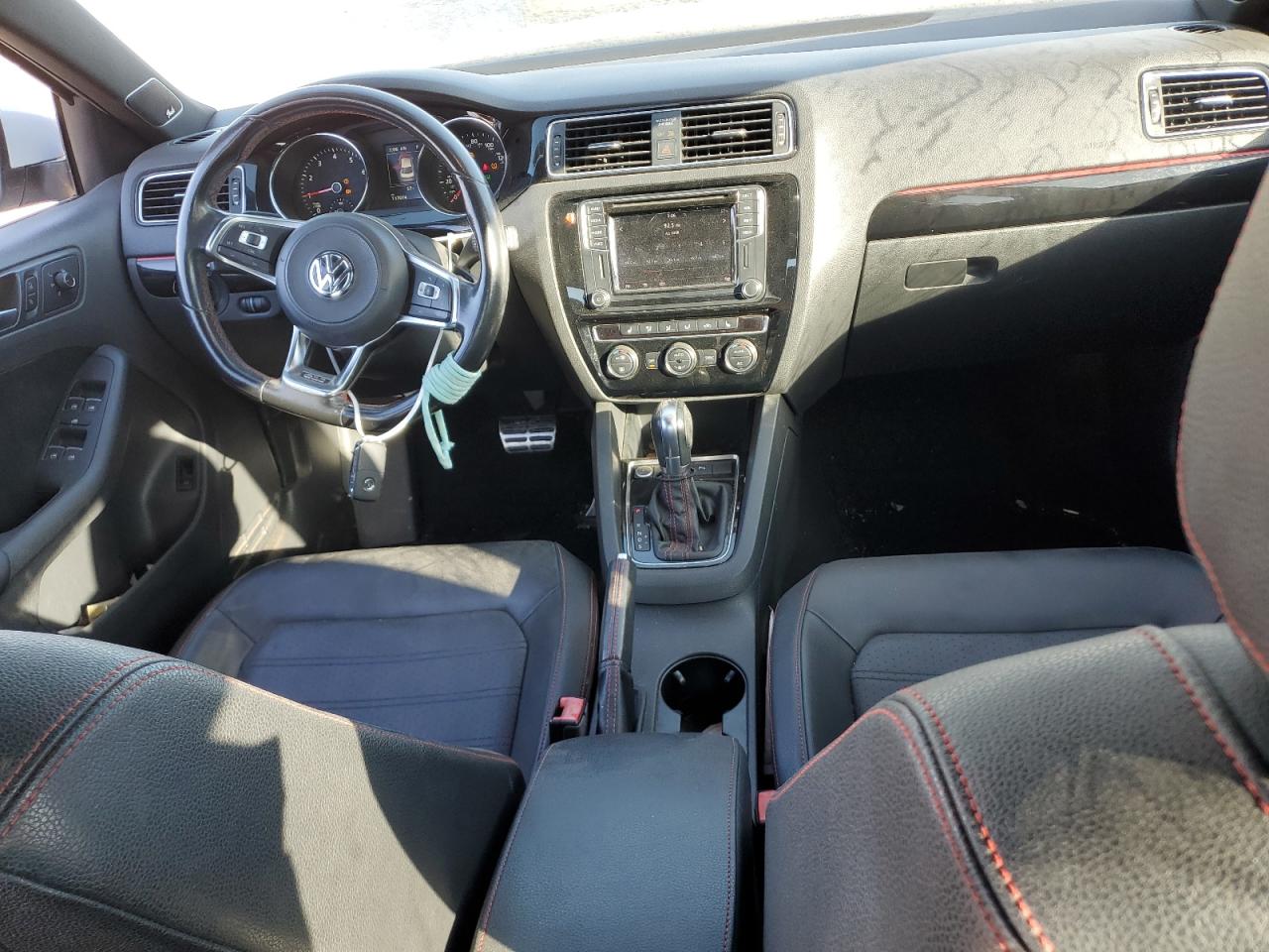 2017 Volkswagen Jetta - Image 8