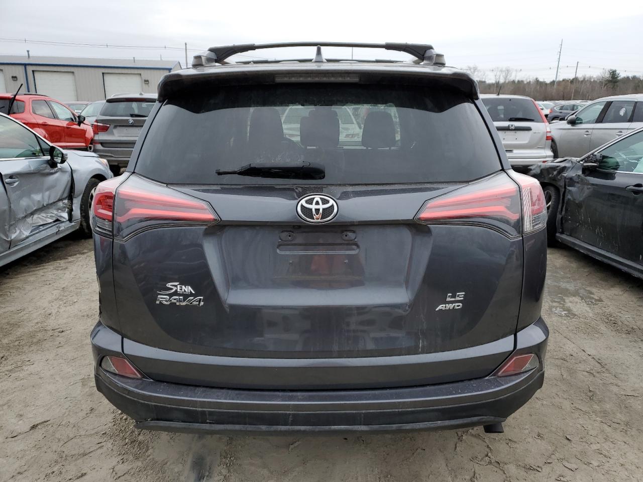 2017 Toyota RAV 4 - Image 6