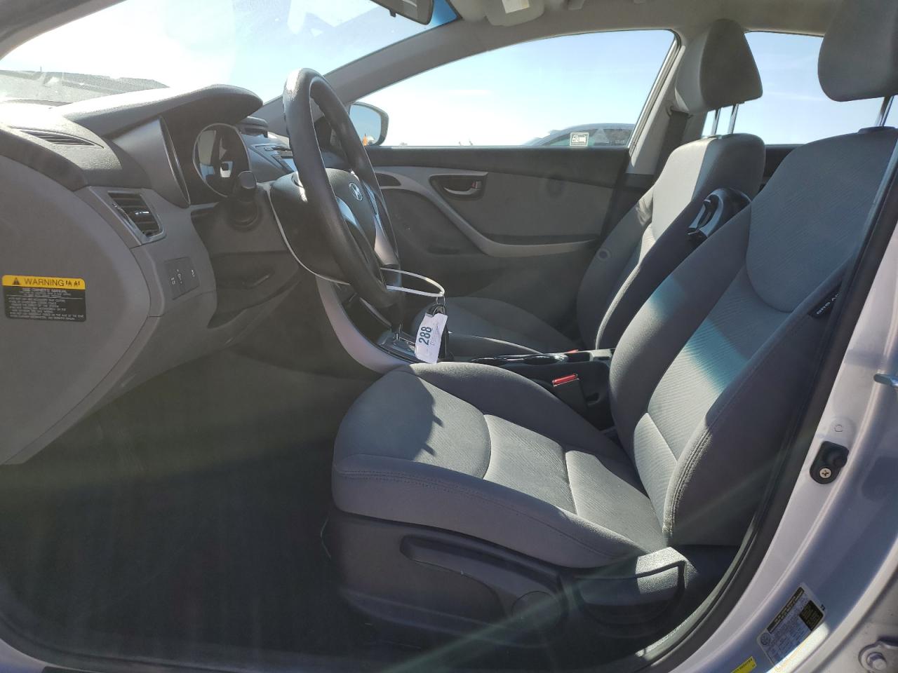 2013 Hyundai Elantra - Image 7