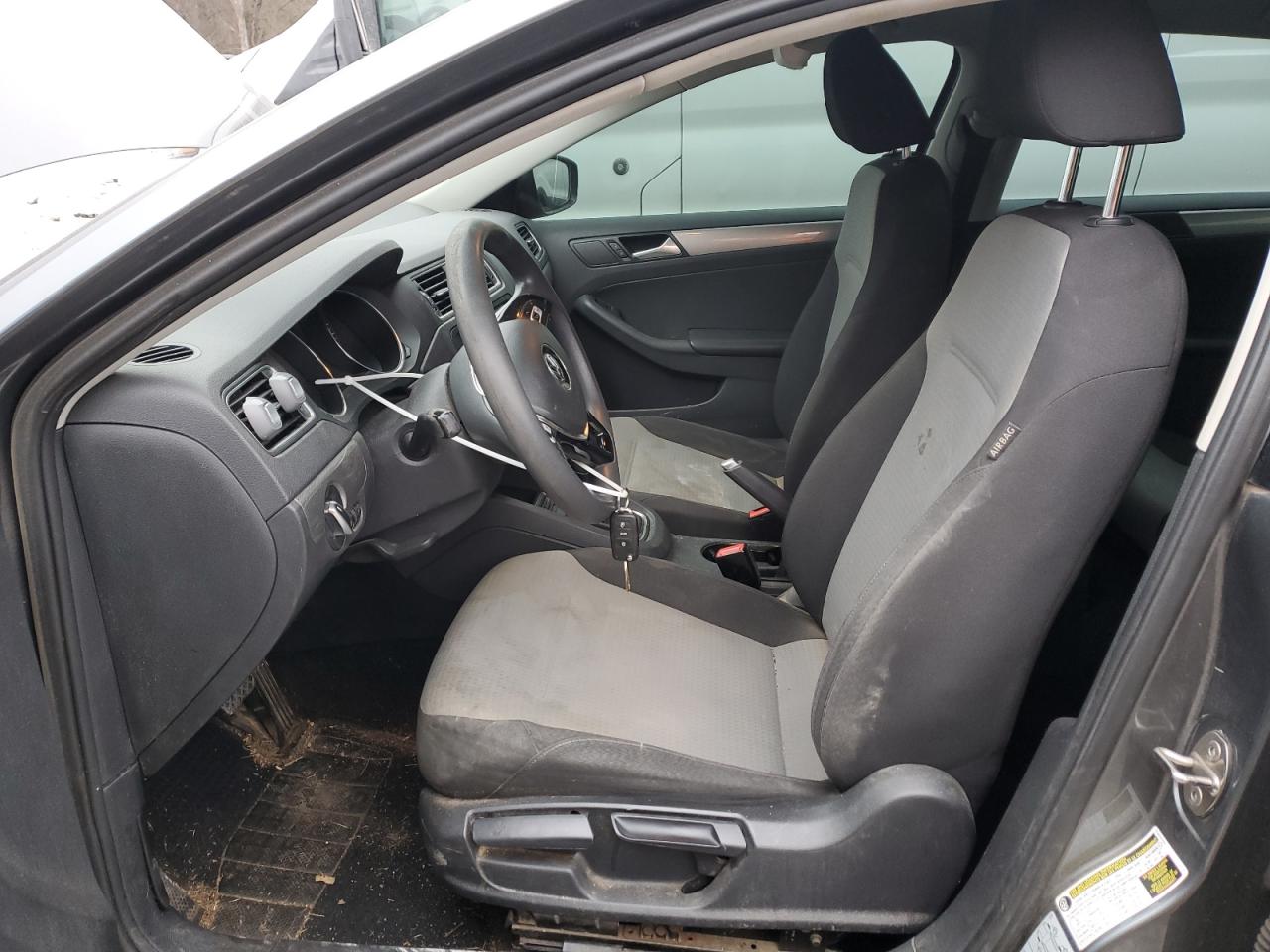 2018 Volkswagen Jetta - Image 7