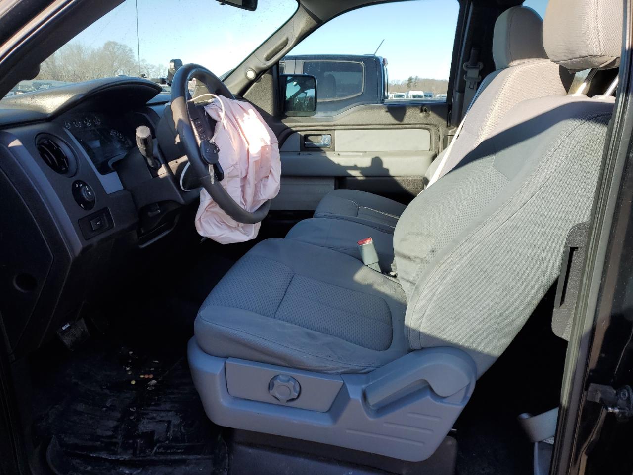 2014 Ford F-150 - Image 7