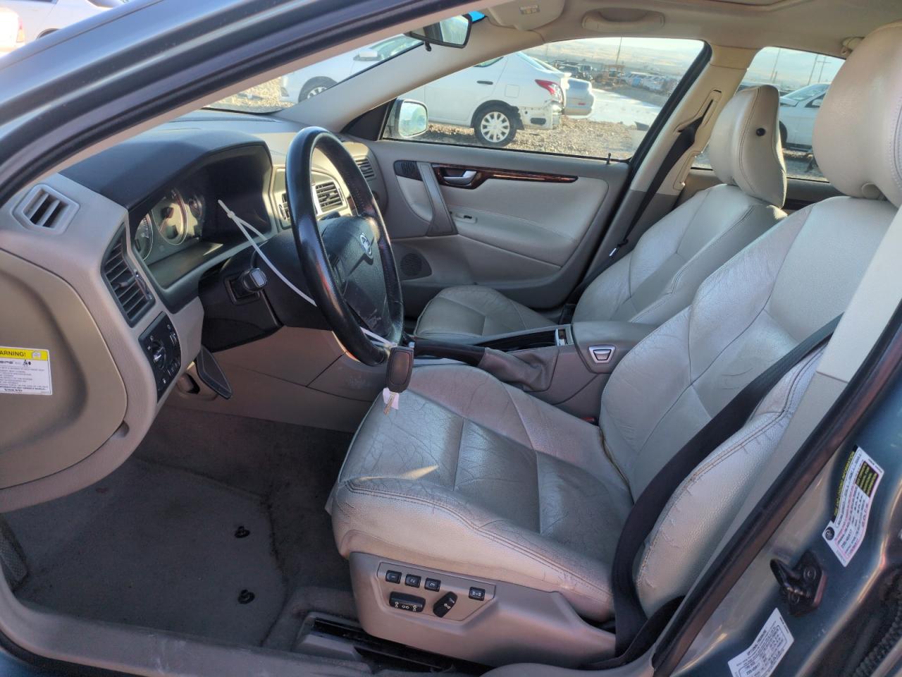 2005 Volvo S60 - Image 7