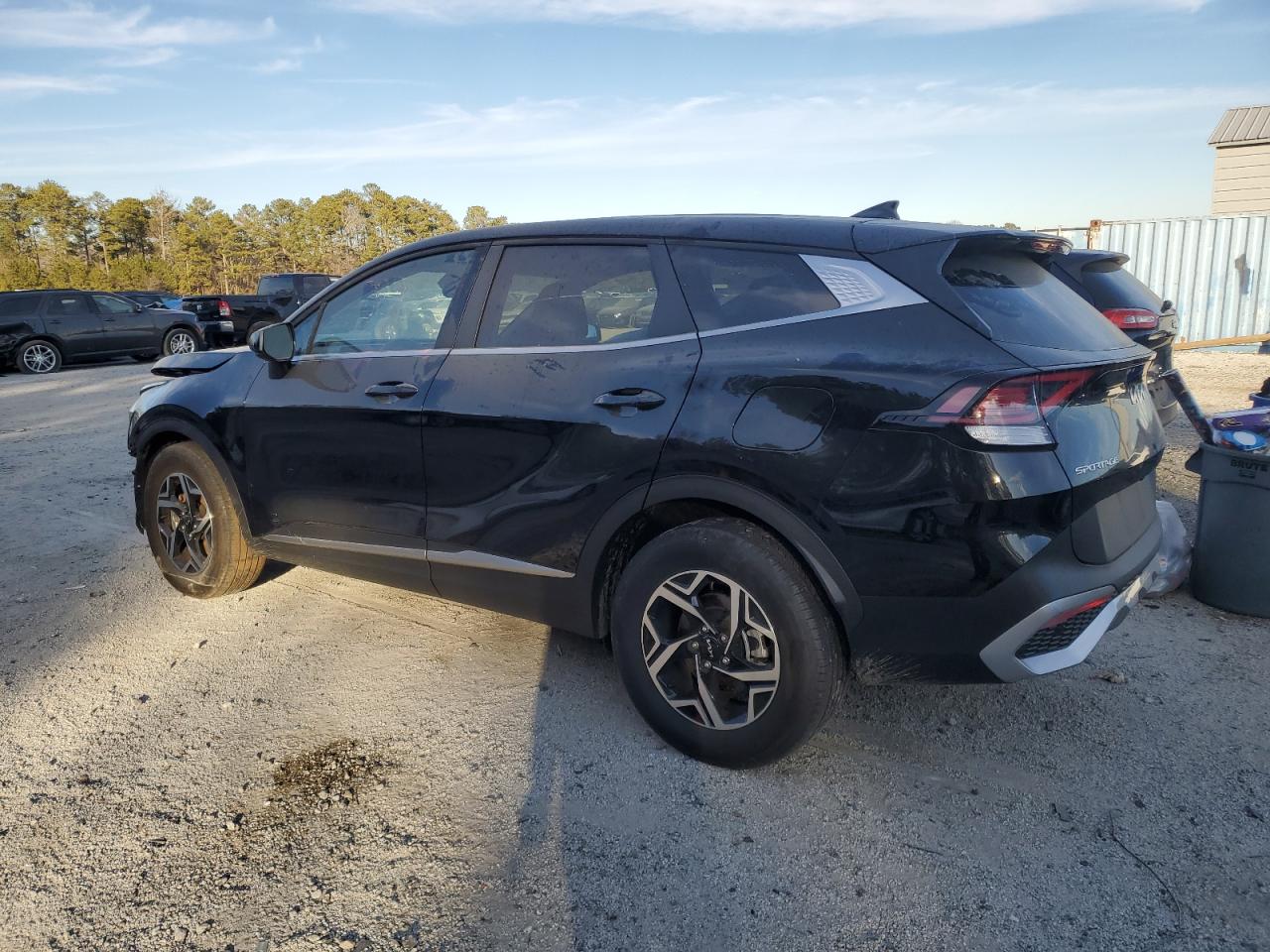 2024 Kia Sportage - Image 2