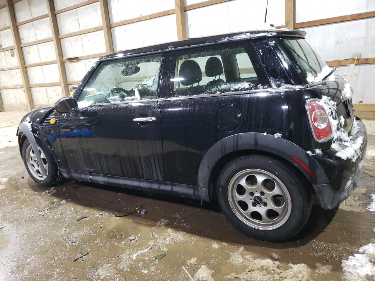 2013 MINI Cooper - Image 2
