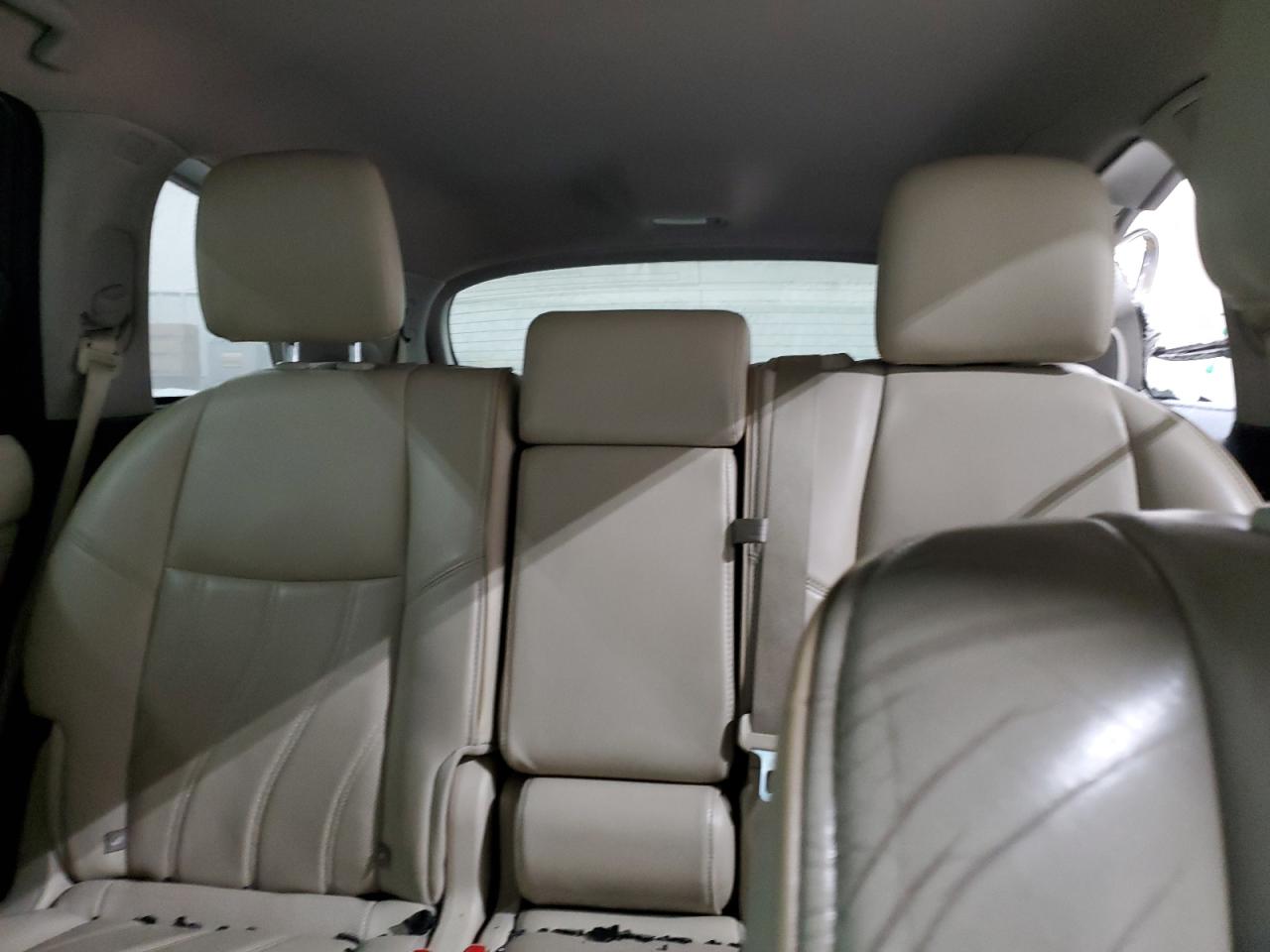 2015 Infiniti QX60 - Image 10