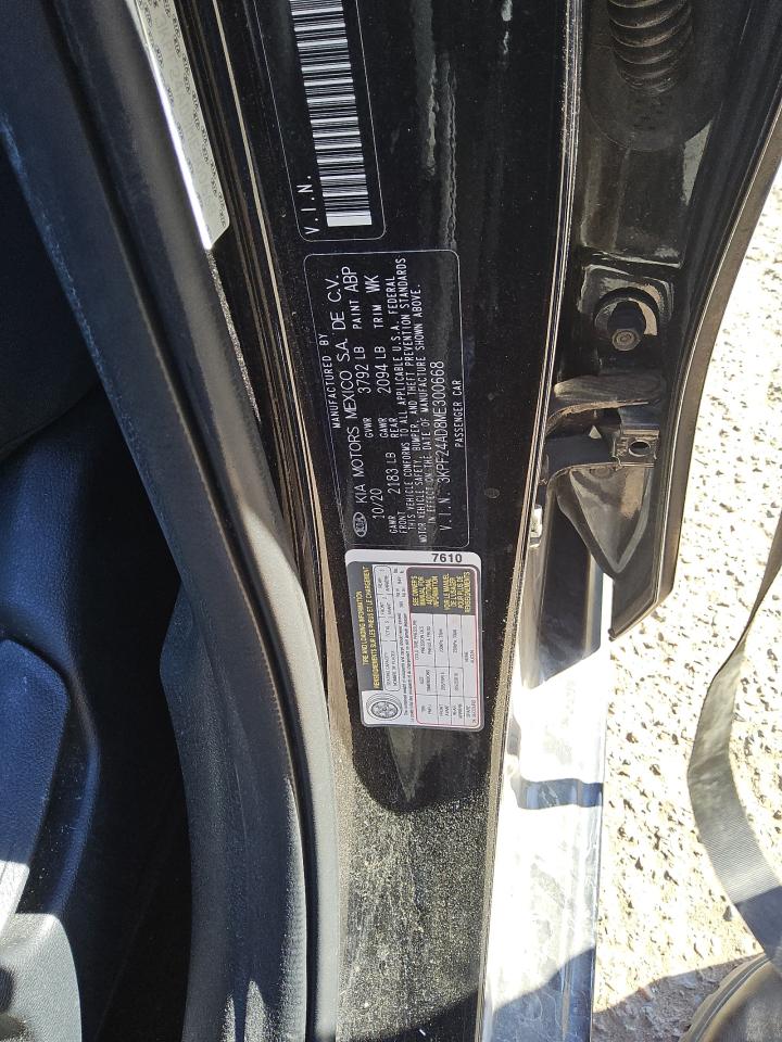 2021 Kia Forte - Image 13