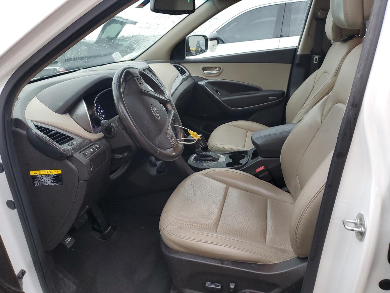 2017 Hyundai Santa Fe - Image 7