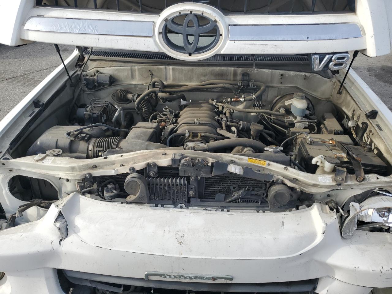 2006 Toyota Sequoia - Image 13