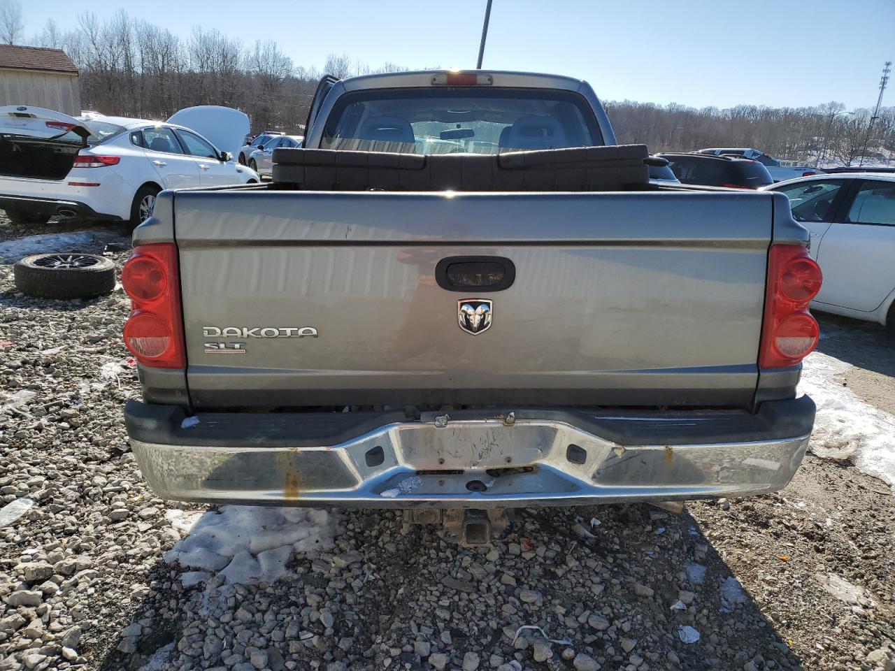 2006 Dodge Dakota - Image 6
