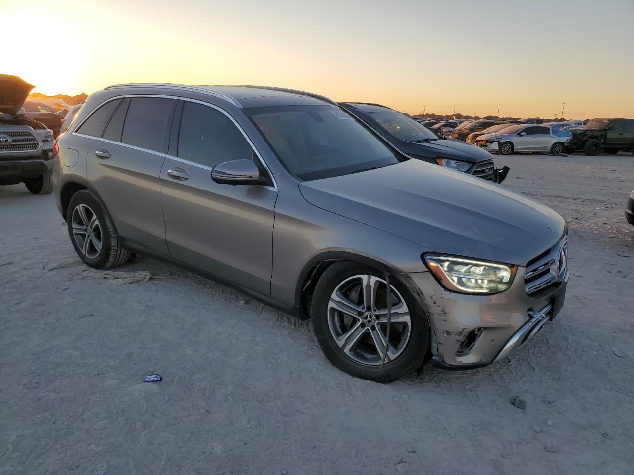2021 Mercedes-Benz GLC - Image 4