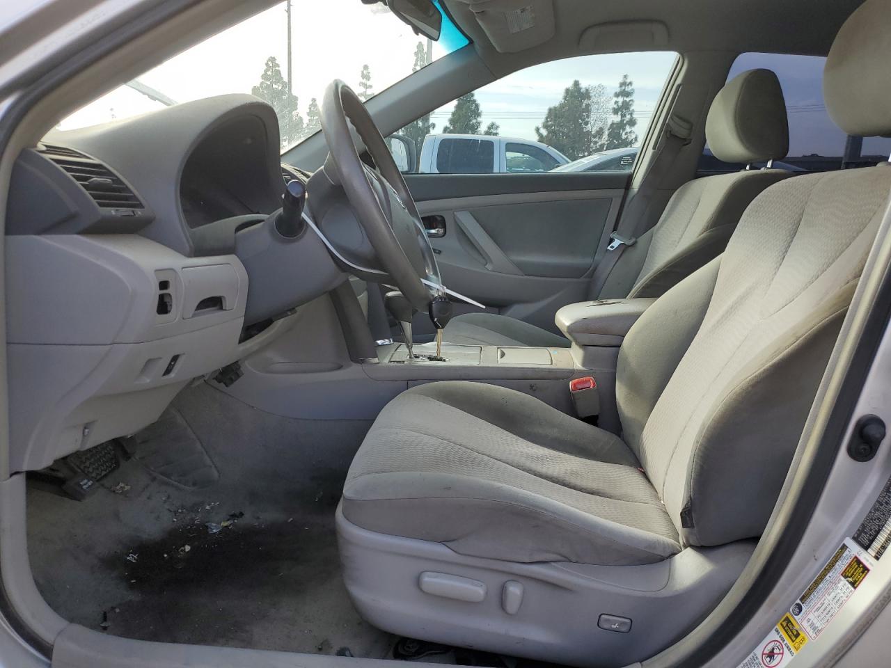 2010 Toyota Camry - Image 7