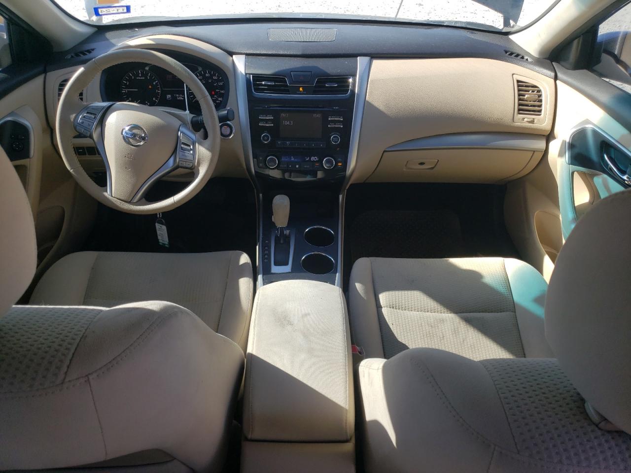 2015 Nissan Altima - Image 8