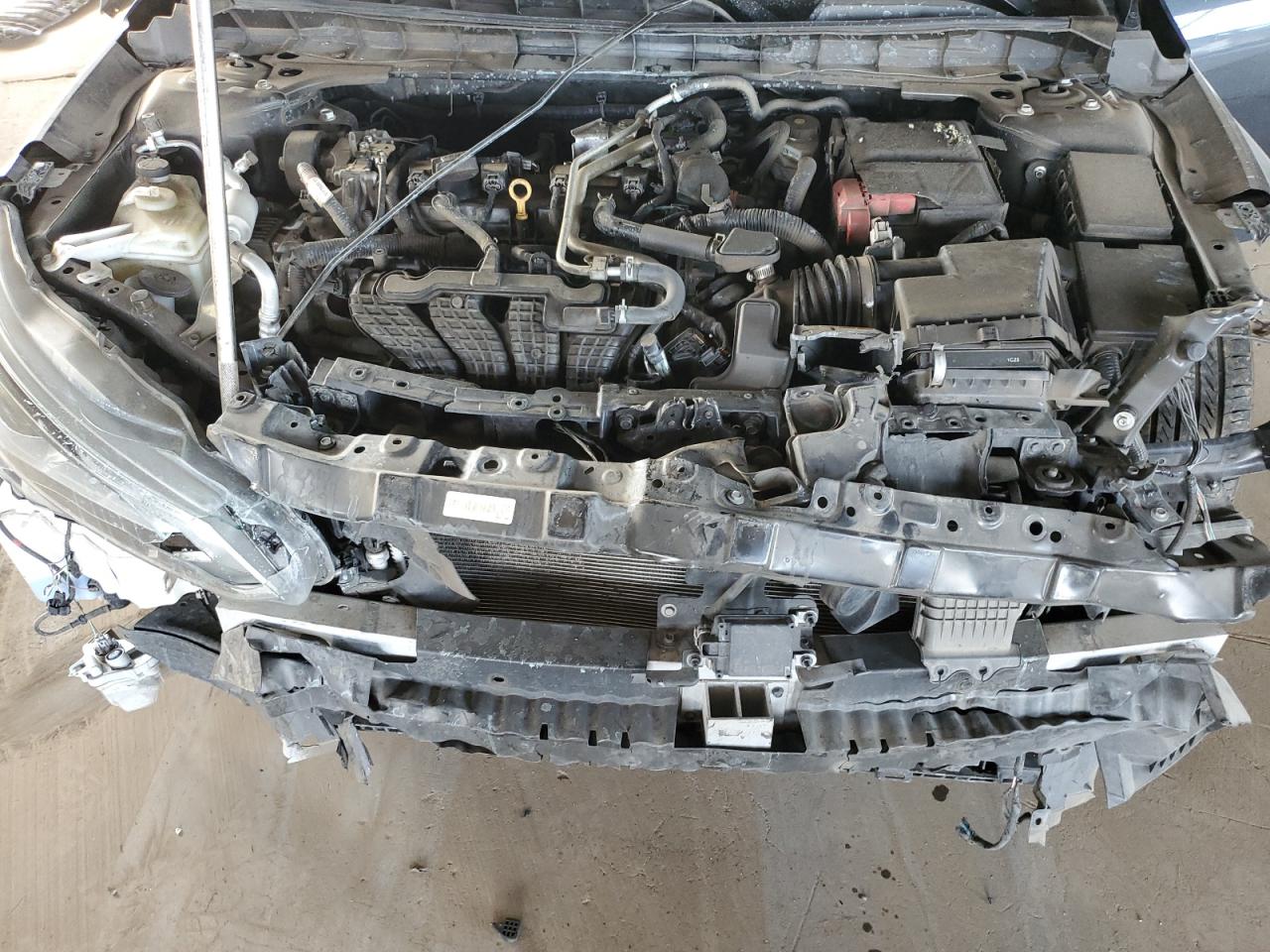 2021 Nissan Altima - Image 13