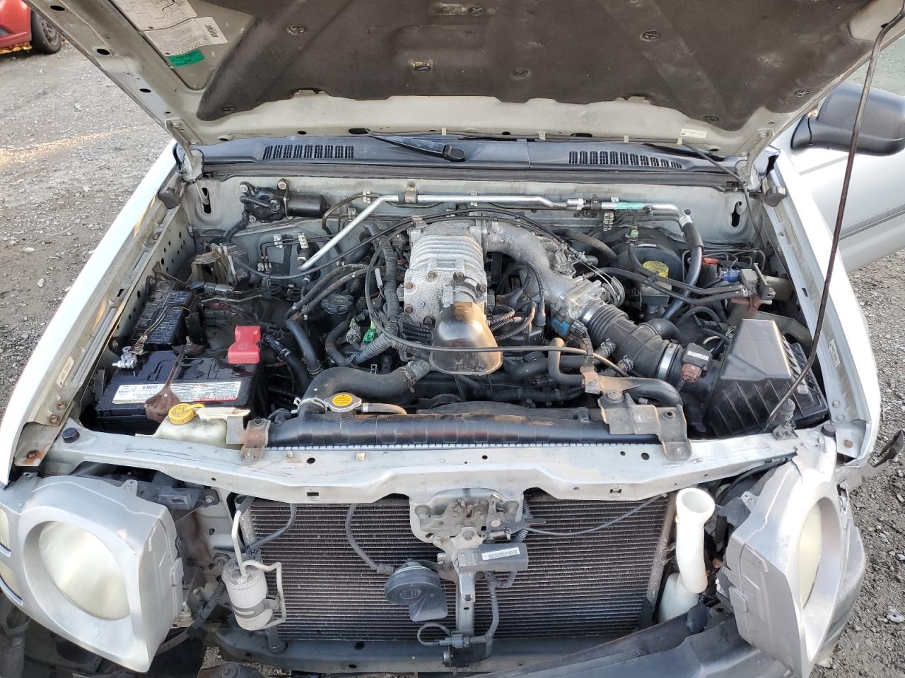2002 Nissan XTerra - Image 13