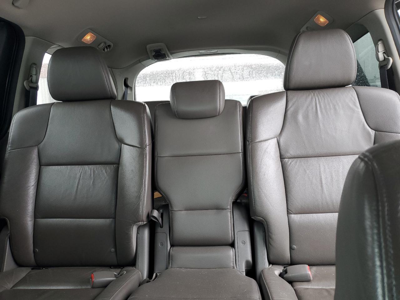 2012 Honda Odyssey - Image 10