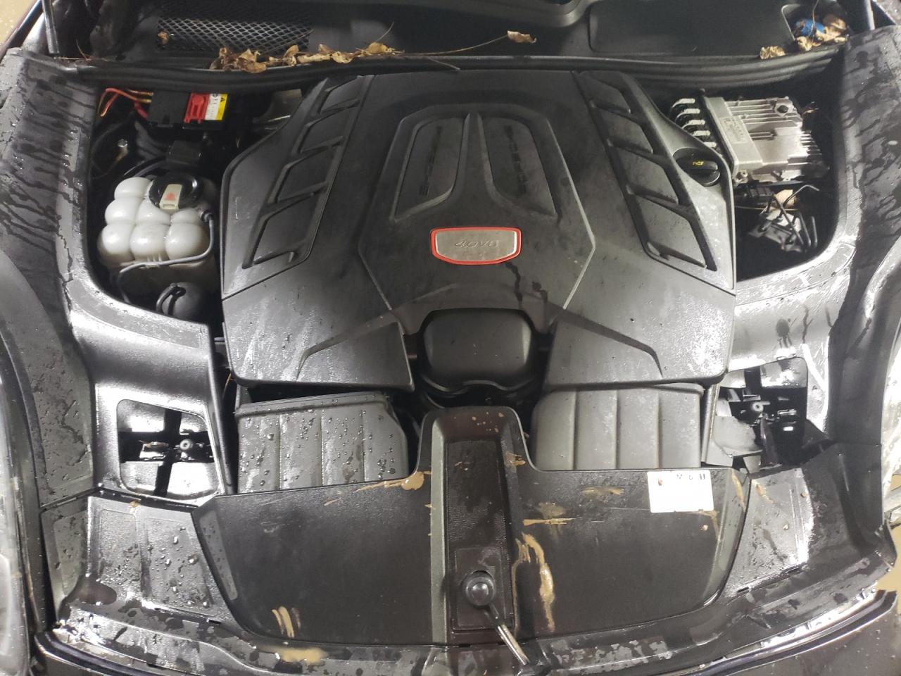 2019 Porsche Cayenne - Image 11