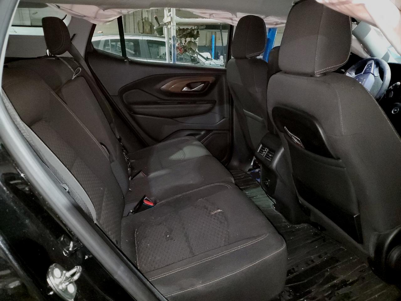 2018 GMC Terrain - Image 10