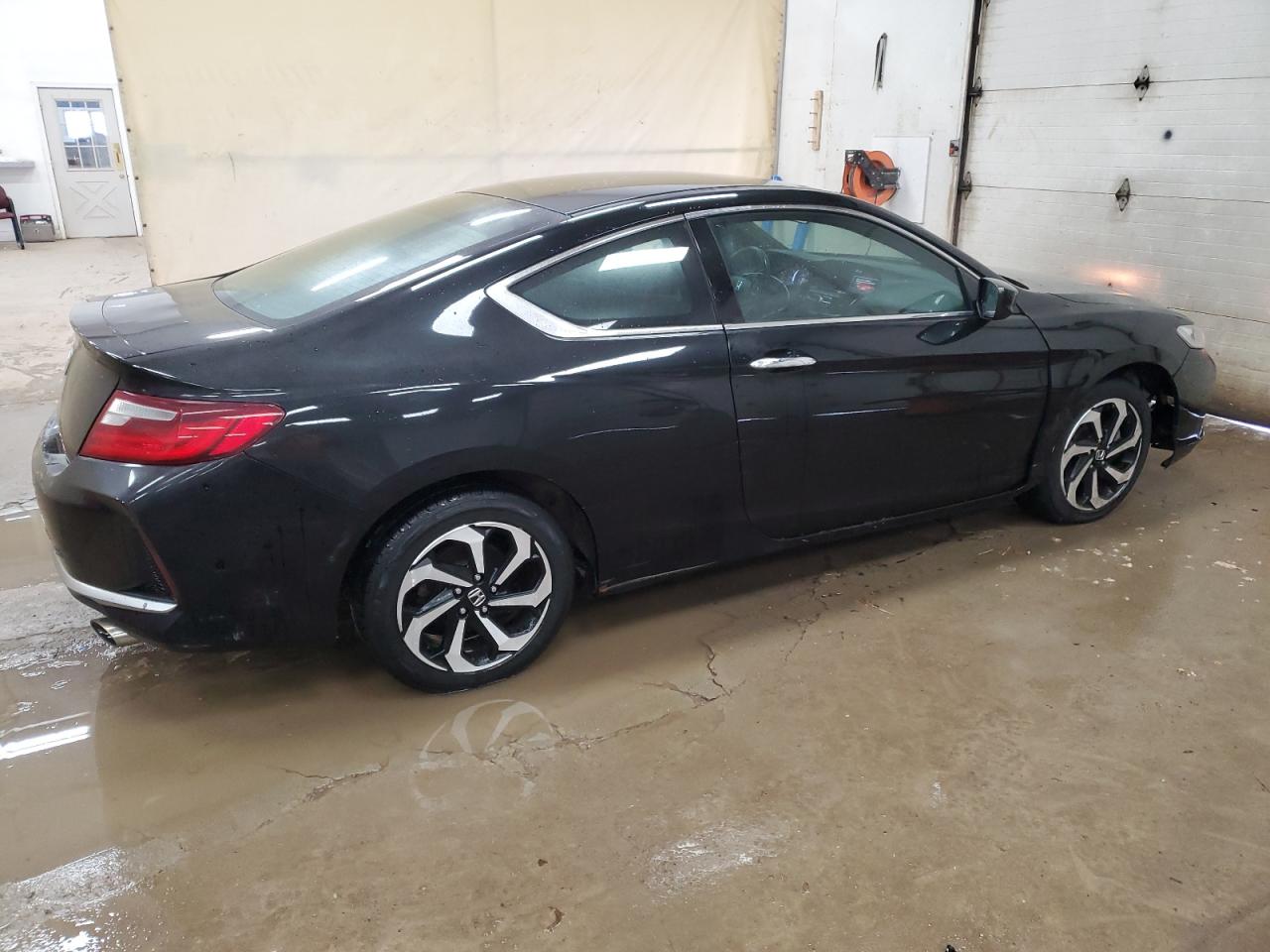 2017 Honda Accord - Image 3